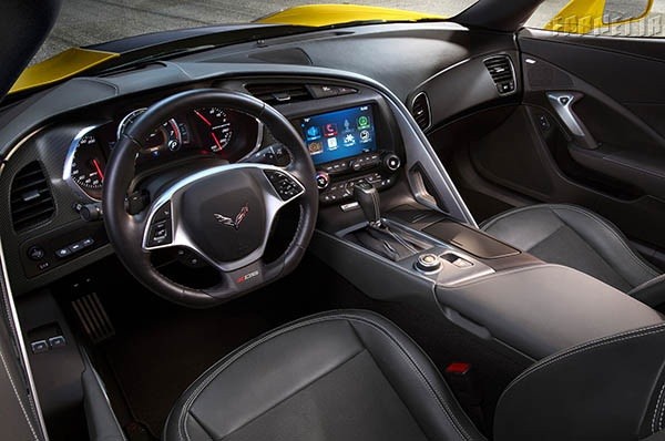 Maldar-2015-chevrolet-corvette-z06-interior