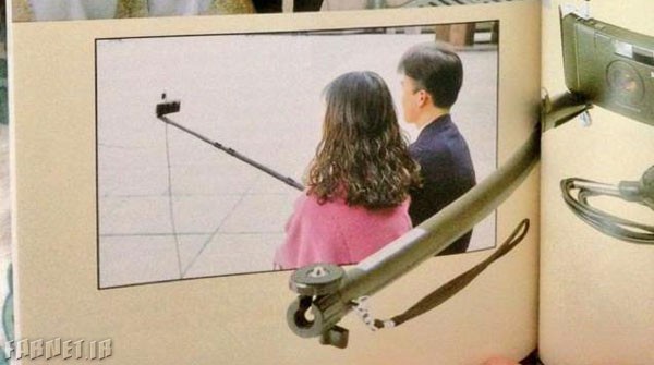 Japan-Selfie-Stick-In-1983-02