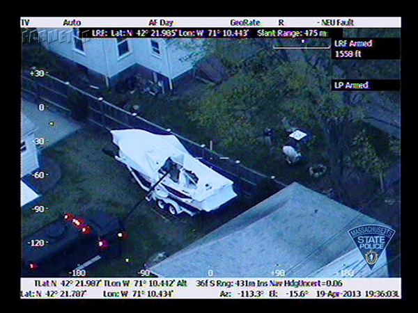 the-crazy-accurate-thermal-images-that-saw-dzokhar-tsarnaev-through-a-boat-tarp-05
