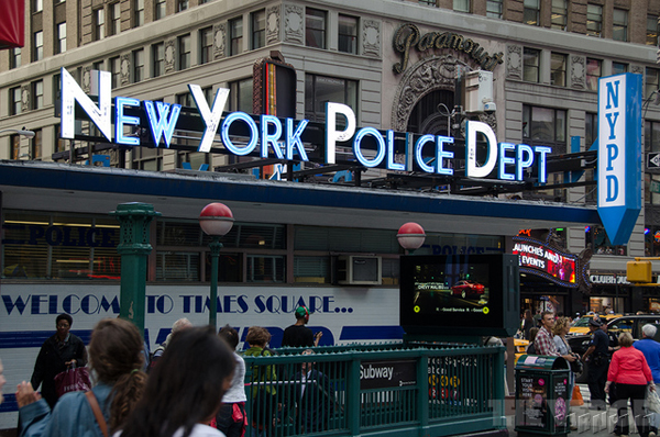 nypd-sign-times-square-police-nyc