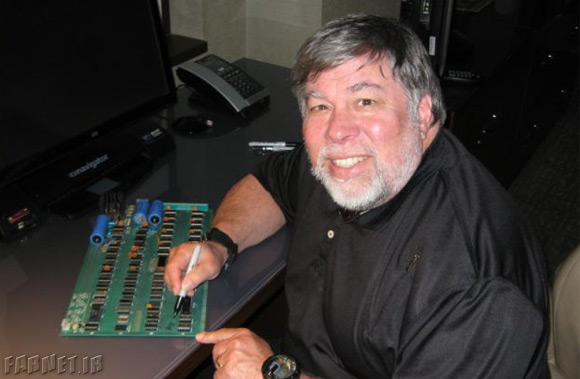 Steve-Wozniak-Apple-1