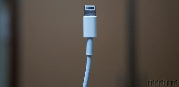 apple-lightning-connector