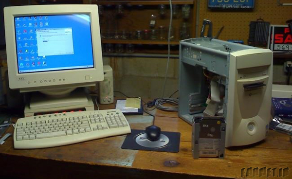 old-windows-desktop-pc