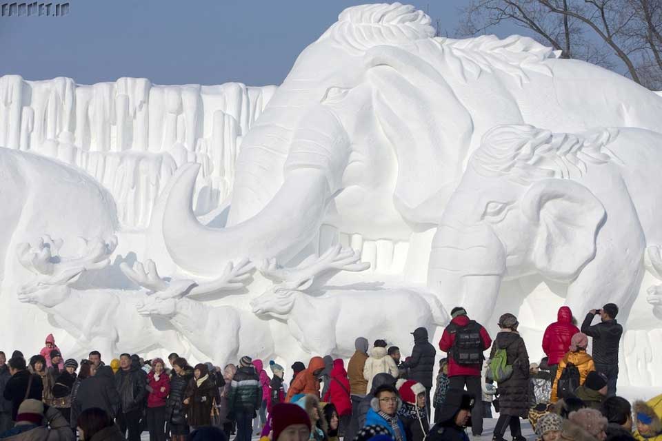 Harbin-International-Snow-Sculpture-Art-Expo-02