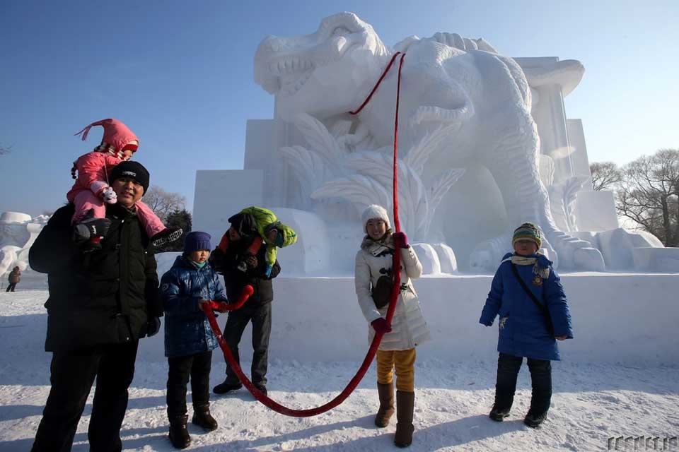 Harbin-International-Snow-Sculpture-Art-Expo-03