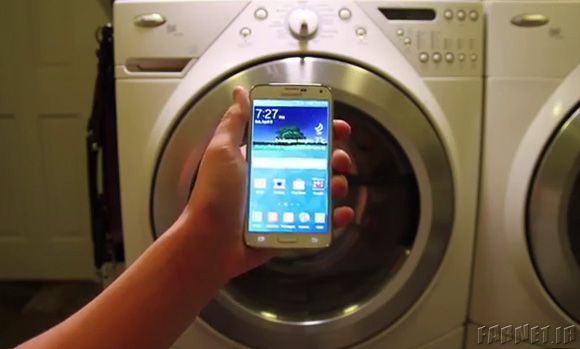 Samsung-Galaxy-S5-extreme-water-test