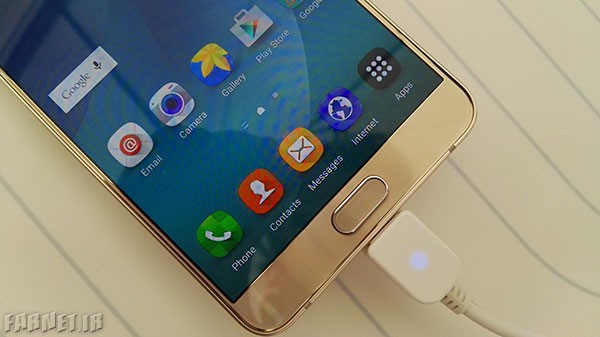 Samsung-Galaxy-Note-5-Hands-On-in-farnet-07