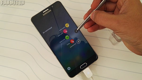 Samsung-Galaxy-Note-5-Hands-On-in-farnet-09