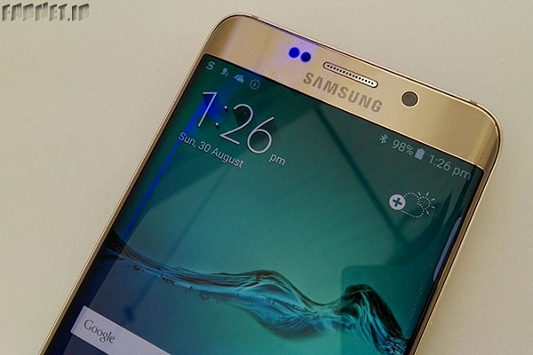 Samsung-Galaxy-S6-Edge-Plus-Hands-On-in-farnet-03
