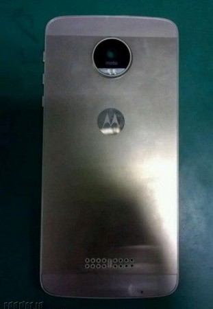 First photo of the Moto X (4th Gen) leaks, shows metal unibody design