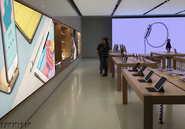 apple-store-displays
