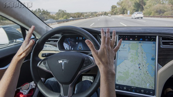Tesla-Autopilot-Mode-Model-S