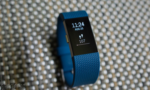 fitbit-charge-2-display
