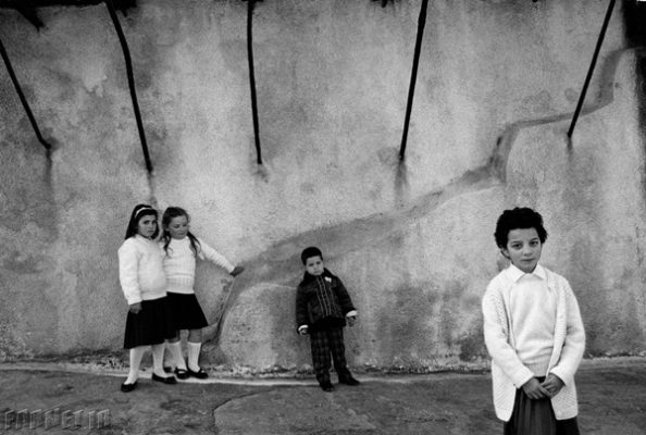 GREECE. Kea island. School children dressed up on National Day for the parade celebrating the Greek independence (separation from the Ottoman Empire). March 25th, 1988.