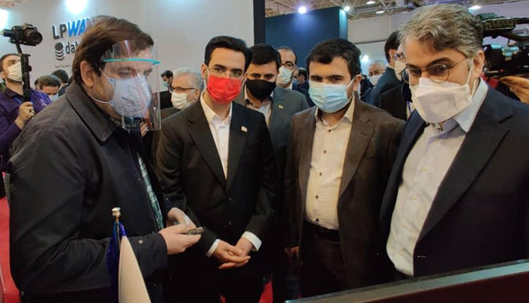 بازدید وزیر ارتباطات شاتل موبایل
