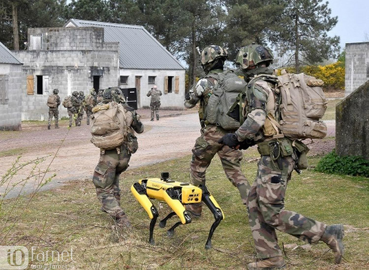 ربات اسپات بوستون داینامیکس مانور ارتش فرانسه